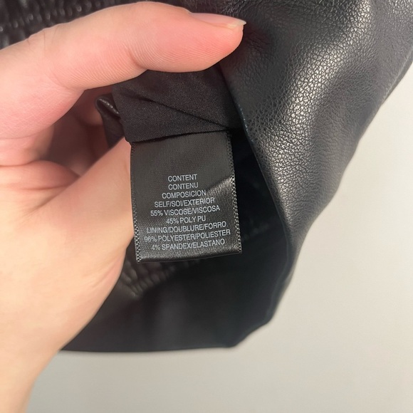 Wayf x Jourdan Sloane Talia ruched faux leather black cami top size small - Picture 8 of 9